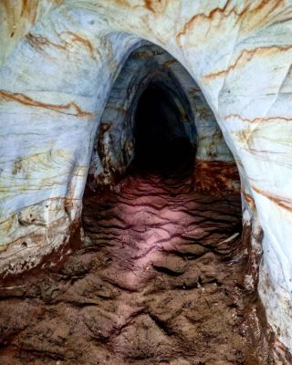 Ratnieku nature trail and cave (Ratnieku dabas taka un ala)