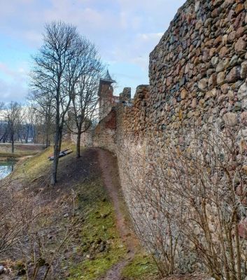 Dobele Castle ruins (Dobeles pilsdrupas)