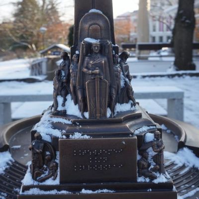 Miniature copy of the Freedom Monument (Brīvības piemineklis)